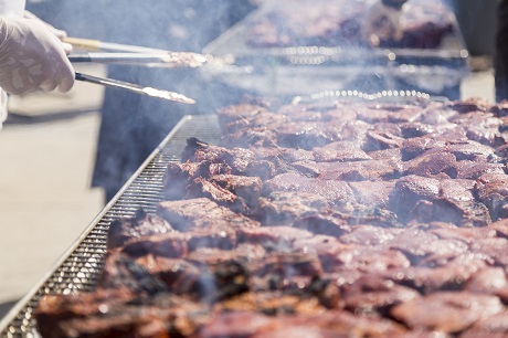 Celebrity Fight Night donated 1,000 steaks to SVdP