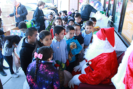 Palomino students talk to Santa