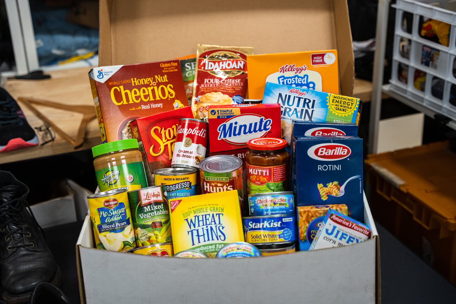 A prepared food box on display.