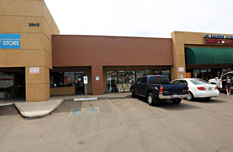 Bell Road Thrift Store Header Outside view of Bell Road Thrift Store location