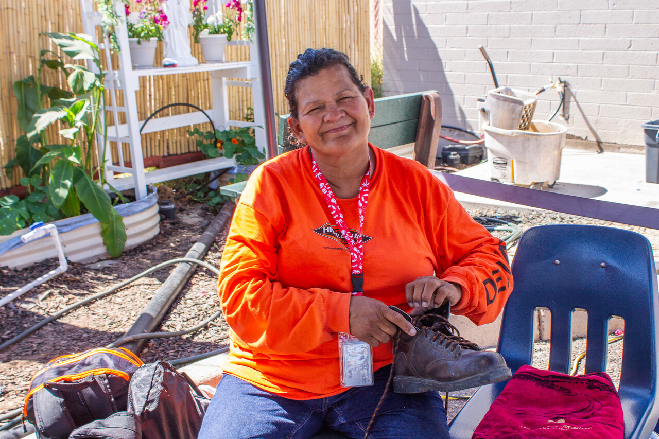 Nelly Medrano, shower trailer guest